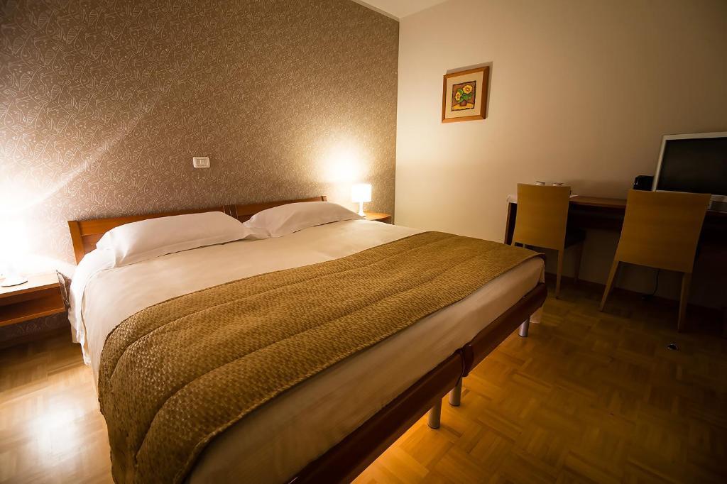 Guest Accommodation Primula نوفا جوريكا الغرفة الصورة
